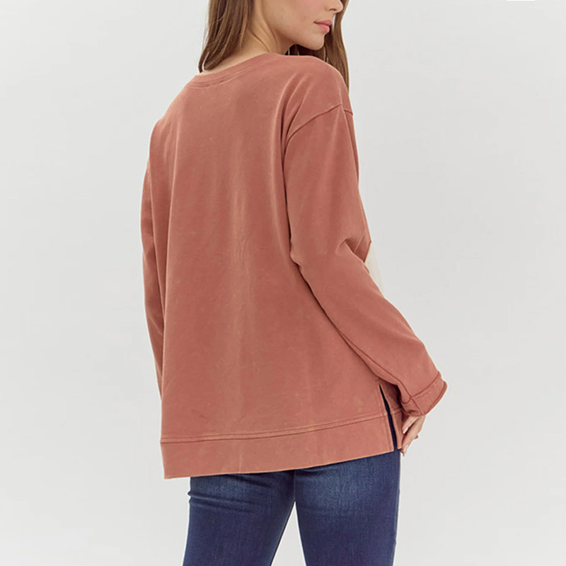 hongfeng’s women long sleeve t shirt combines comfort and beauty with patchwork flowers.